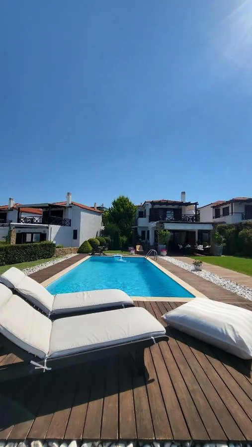 Zennova #17 Lydia Luxury Pool Villa, Elani Siviri Willa