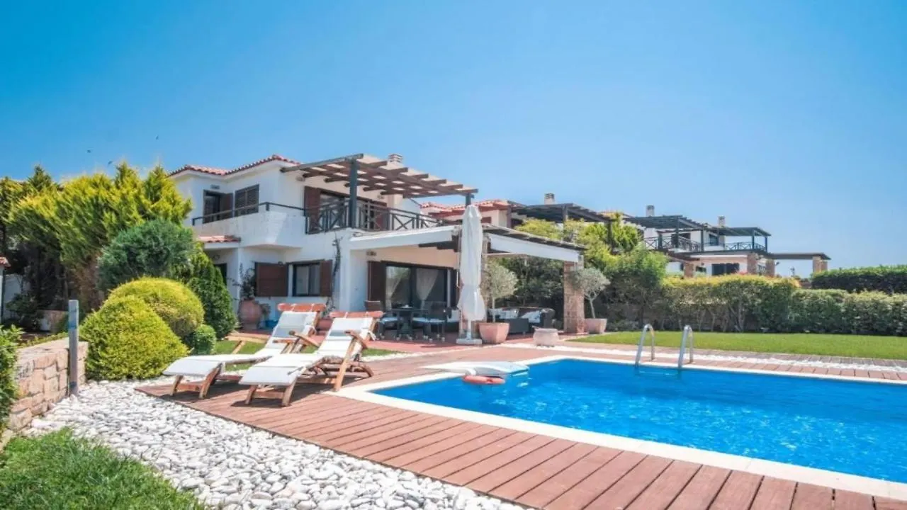 Zennova #17 Lydia Luxury Pool Villa, Elani Siviri Willa